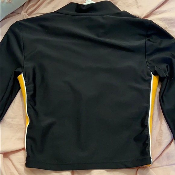 Forever 21 Zip Up Long Sleeve Crop Top - Picture 5 of 5